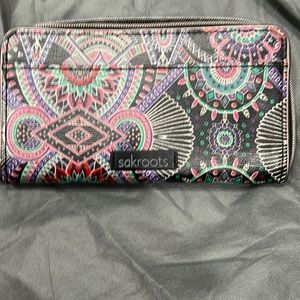 Sak Roots Wallet